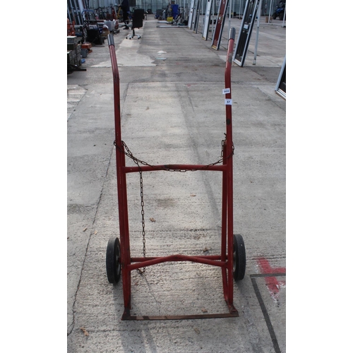 57 - FIRE EXTINGUISHER/GAS TROLLEY  NO VAT