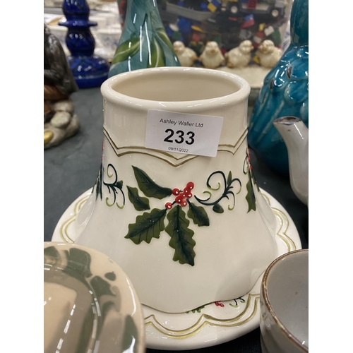 233 - A QUANTITY OF CERAMIC ITEMS TO INCLUDE A YANKEE CANDLE HOLDER, DISH WITH DUCKS, A PAIR OF PRESERVE P... 