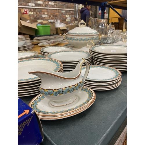 273 - A LARGE QUANTITY OF VINTAGE DINNERWARE TO INCLUDE LIDDED TERRINES, PLATES ETC