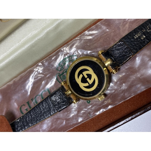 512 - A BOXED LADIES 'GUCCI' QUARTZ WATCH