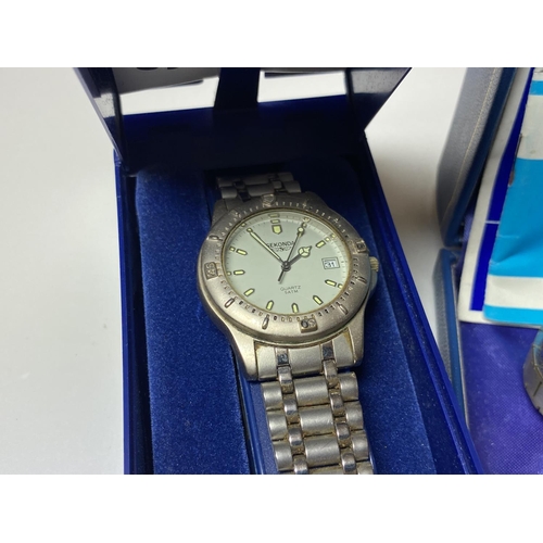 513 - TWO BOXED WATCHES - GENTS 'SEKONDA' DATE WATCH & LADIES 'TISSOT' WATCH