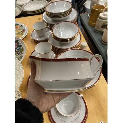 304 - A BOOTS 'CAVENDISH' PART DINNER SERVICE TO INCLUDE VARIOUS SIZED PLATES AND BOWLS, CUPS, SAUCERS, SE... 