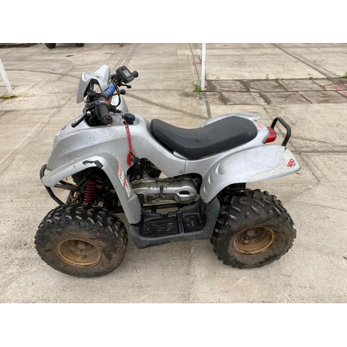 140 - CHILDS PETROL QUAD BIKE NO VAT