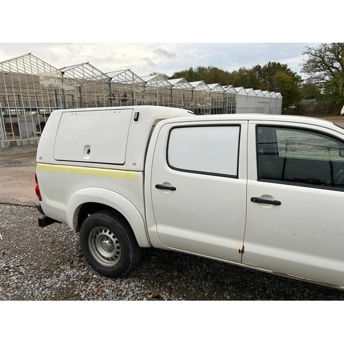 150 - TOYOTA HILUX CREW CAB  REG; DX15 RKV  MOT 22/3/2023 FIRST REG MARCH 2015
128,444 MILES TRUCKMAN TOP ... 