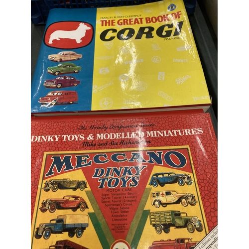 224 - VARIOUS TOY CARS TO INCLUDE DIECAST CORGI, MATCHBOX, OXFORD ETC AND TWO BOOKS THE GREAT BOOK OF CORG... 