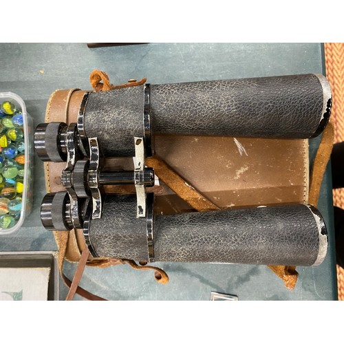 220 - A PAIR OF VINTAGE LIEBERMAN AND GORTZ BINOCULARS IN A CASE