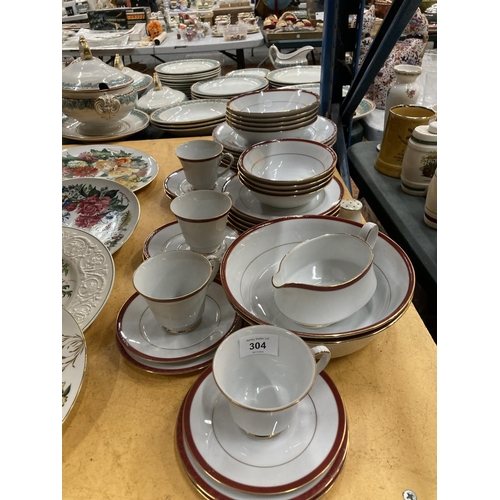 304 - A BOOTS 'CAVENDISH' PART DINNER SERVICE TO INCLUDE VARIOUS SIZED PLATES AND BOWLS, CUPS, SAUCERS, SE... 