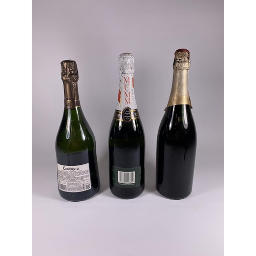 332 - 3 X 75CL BOTTLES - 1955 MOET & CHANDON DRY IMPERIAL, CODORNIU & MUMM & CO CHAMPAGNE