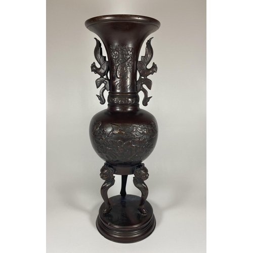 314 - A PAIR OF LARGE JAPANESE MEIJI PERIOD (1868-1912) BRONZE VASE WITH TRIPOD LEGS ON BASE, HEIGHT 43CM