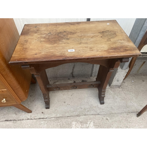 2208 - A VICTORIAN OAK ALTAR TABLE, 30X18