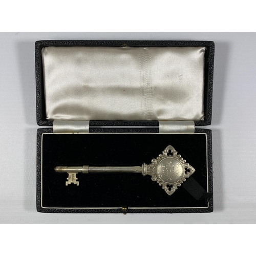 3 - A VAUGHTON & SONS BIRMINGHAM HALLMARKED SILVER KEY FOR THE OPENING OF THE CIVIC CENTRE, 1964, HALLMA... 