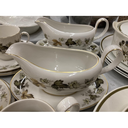 205 - A LARGE QUANTITY OF ROYAL DOULTON 'LARCHMONT' TRIOS PLUS SAUCE BOATS AND SAUCERS, A CREAM JUG AND SU... 