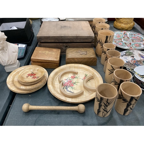 213 - A QUANTITY OF ITEMS TO INCLUDE TREEN BOXES, ORIENTAL STYLE WOODEN PLATES, WOODEN MUGS, ETC