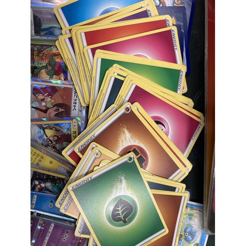 75A - A MIXED LOT OF JAPANESE POKEMON CARDS TO INCLUDE A QUANTITY OF HOLO CARDS