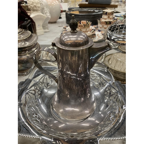 90 - A LARGE QUANTITY OF SILVER PLATED ITEMS TO INCLUDE TEA AND COFFEE POTS, MILK JUG, SUGAR BOWL, ROSE B... 