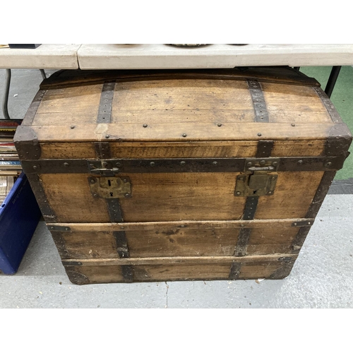 91 - A FRENCH 19TH CENTURY METAL BANDED DOME TOPPED CHEST, WIDTH 75CM, HEIGHT 62CM, DEPTH 47CM