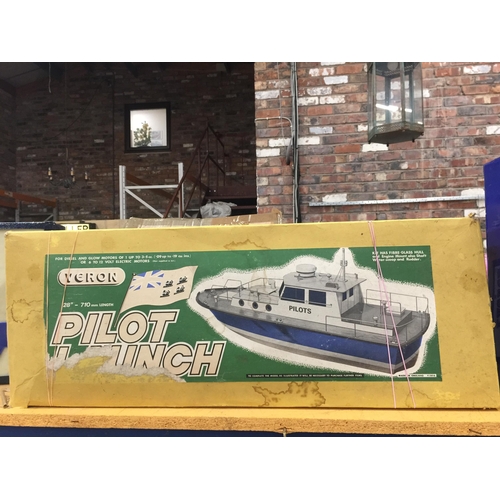 267 - A BOXED 'PILOT LAUNCH' BOAT KIT