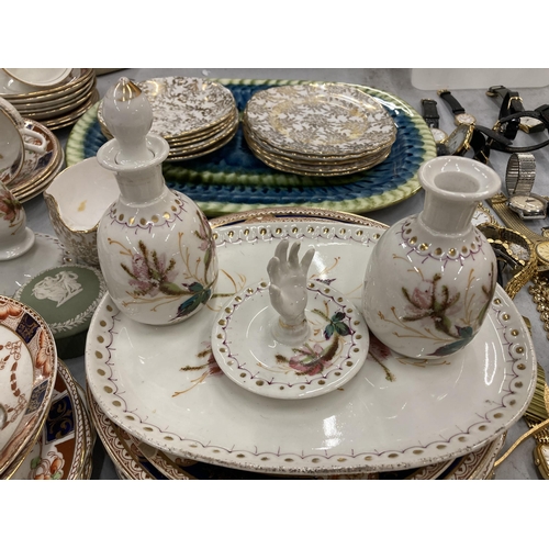 114 - A LARGE QUANTITY OF TEAWARE TO INCLUDE CUPS, SAUCERS, CAKE PLATES, JUGS, BOWLS, CANDLESTICKS, ETC,