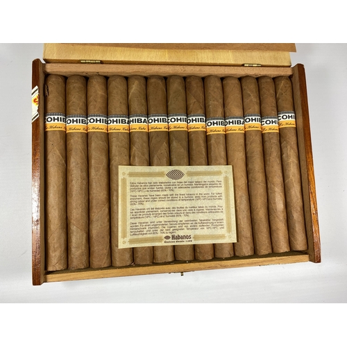 558 - A BOX OF TWENTY FIVE EXCELLENT CONDITION COHIBA CIGARS - BOUGHT FROM HAVANA IN THE 1990'S BY THE VEN... 