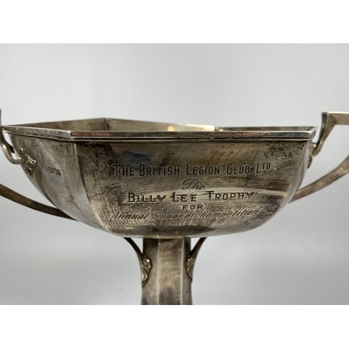 25 - A GEORGE V SOLID SILVER TWIN HANDLED TROPHY CUP, HALLMARKS FOR WALKER & HALL, SHEFFIELD, 1932, INSCR... 