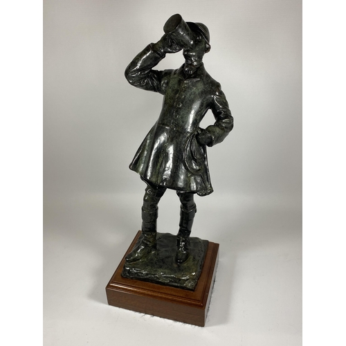 66 - EDWIN WHITNEY SMITH (1880-1952) - A LARGE PATINATED BRONZE MODEL OF A HUNTSMAN ON WOODEN PLINTH BASE... 