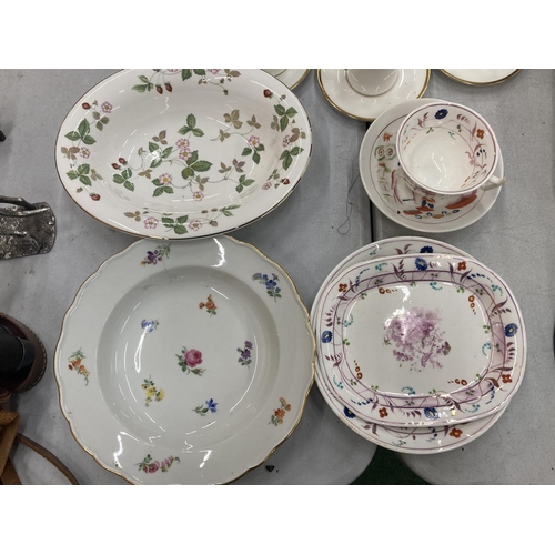 149 - A QUANTITY OF CERAMICS TO INCLUDE MEISSEN, WEDGWOOD, ETC - BOWLS PLATES, WEDGWOOD 'CALIFORNIA' CUPS ... 