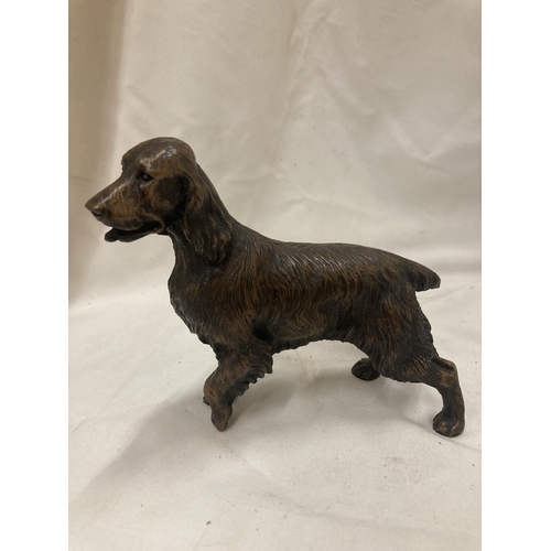 153 - A COLLECTION OF FOUR ORIGINAL NORTH LIGHT DOGS TO INCLUDE A SETTER, SPANIEL, COLLIE, ETC