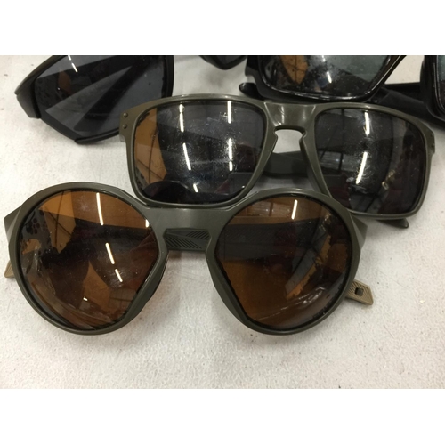 240 - FOUR PAIRS OF VINTAGE SUNGLASSES TO INCLUDE TIMBERLAND, ETC