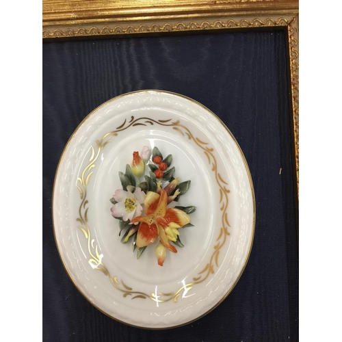 242 - A BOXED ROYAL CROWN DERBY AUTUMN PLAQUE