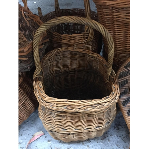 264 - A LARGE QUANTITY OF WICKER BASKETS