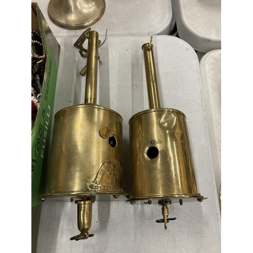 289 - TWO VINTAGE ROTATING BRASS MEAT JACKS