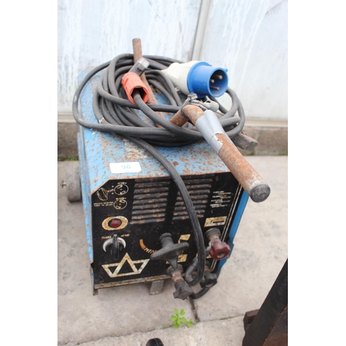 96 - ELECTRIC WELDER  NO VAT