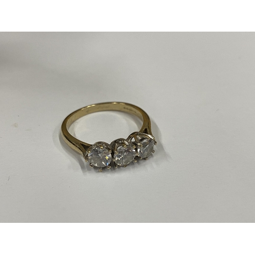 14 - A BOXED 9CT YELLOW GOLD THREE STONE RING, WEIGHT 2.38G