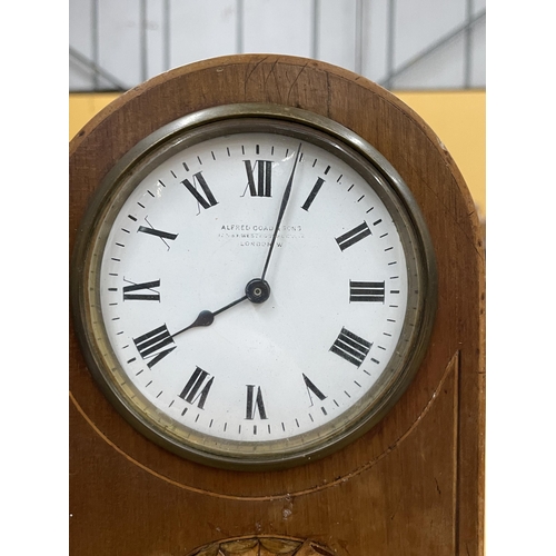 58 - AN EDWARDIAN INLAID MAHOGANY MANTLE CLOCK BY ALFRED GOAD & SONS, LONDON