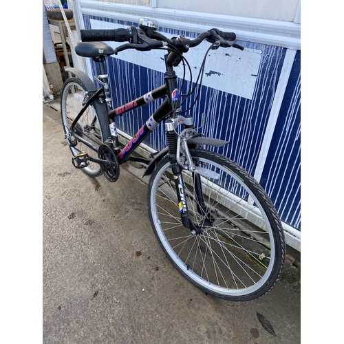 1342 - A FUJI MXS 160A MOUNTAIN BIKE WITH FRONT SUSPENSION AND 21 SPEED GEAR SYSTEM