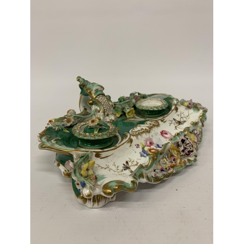 118 - A VICTORIAN ORNATE CERAMIC INKWELL WITH EMBOSSED FLOWERS - A/F