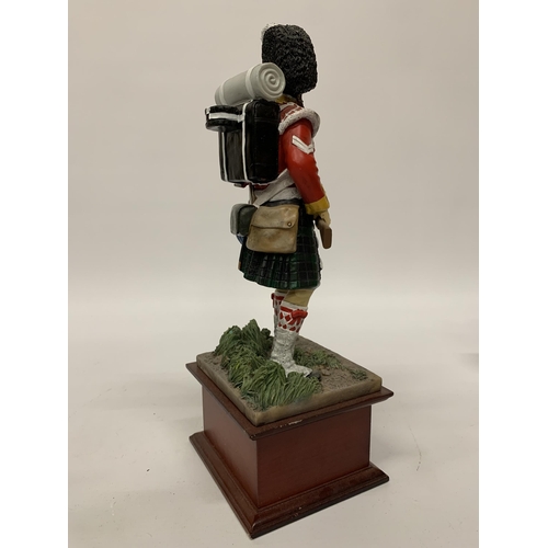 244 - A DANBURY MINT FIGURE OF A CRIMEAN WAR SOLDIER HEIGHT 32CM