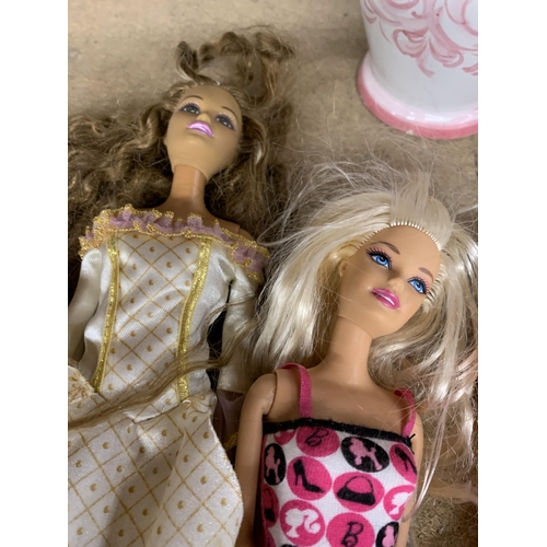 1001 - A BAG OF FOUR MATTEL DOLL FIGURES