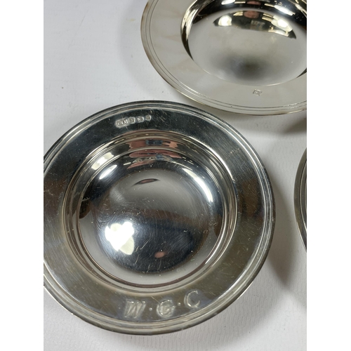 6 - A SET OF THREE HALLMARKED SILVER DISHES MARKED 'W.G.C' BELIEVED FOR WILMSLOW GOLF CLUB, TOTAL WEIGHT... 