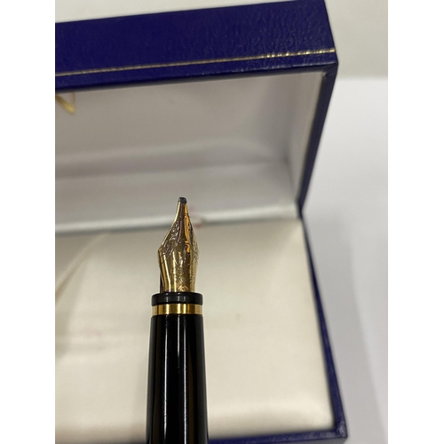 155 - A BOXED WATERMAN PEN WITH 18CT YELLOW GOLD NIB