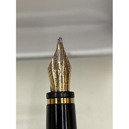 155 - A BOXED WATERMAN PEN WITH 18CT YELLOW GOLD NIB