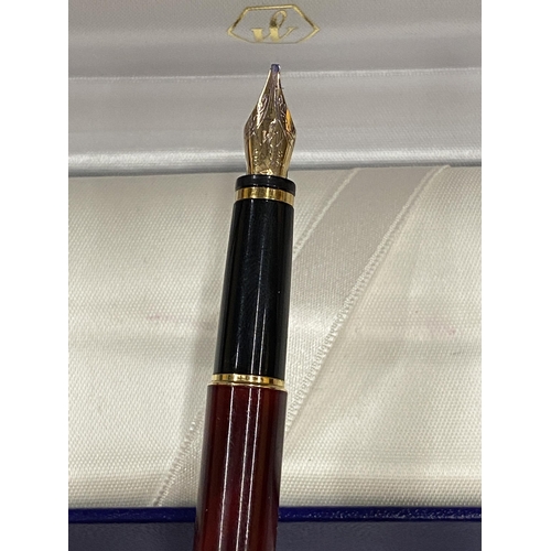 155 - A BOXED WATERMAN PEN WITH 18CT YELLOW GOLD NIB