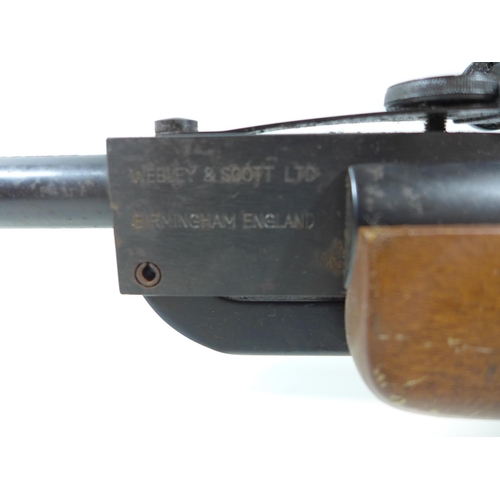 310 - A WEBLEY AND SCOTT EXCEL .22 CALIBRE AIR RIFLE, 44CM BARREL, SERIAL NUMBER 831825, FITTED WITH ADCO ... 