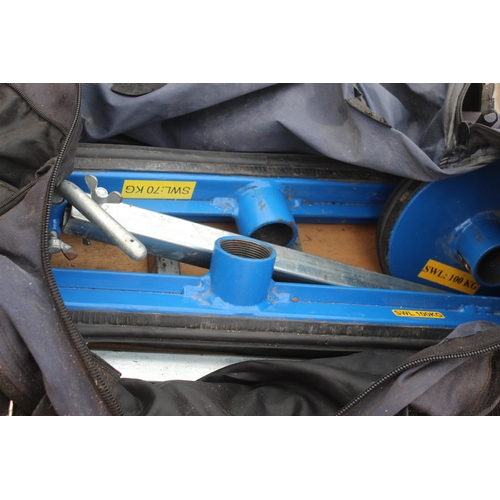 1002 - HANDYMAN KERB LIFTER BAG + VAT