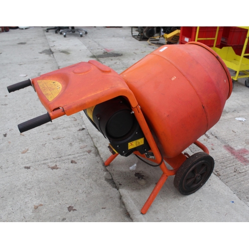 11 - A BELLE GROUP ELECTRIC CEMENT MIXER BELIEVED IN GOOD WORKING ORDER BUT NO WARRANTY NO VAT