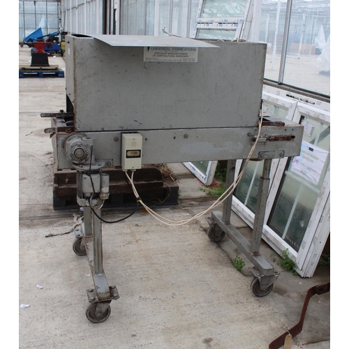 124 - ELECTRIC CONVEYOR BELT SOIL WORK STATION  +  VAT