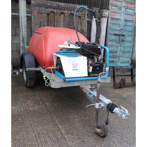 207 - MOBILE POWER WASHER WITH DIESEL ENGINE IN GOOD WORKING ORDER NO VAT