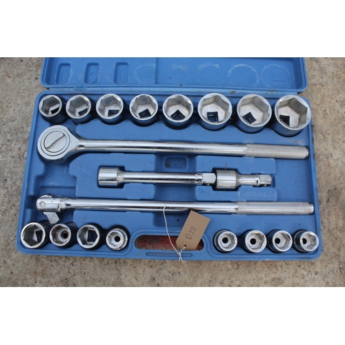 345 - A HEAVY DUTY 21 PIECE SOCKET SET 19-50MM NO VAT