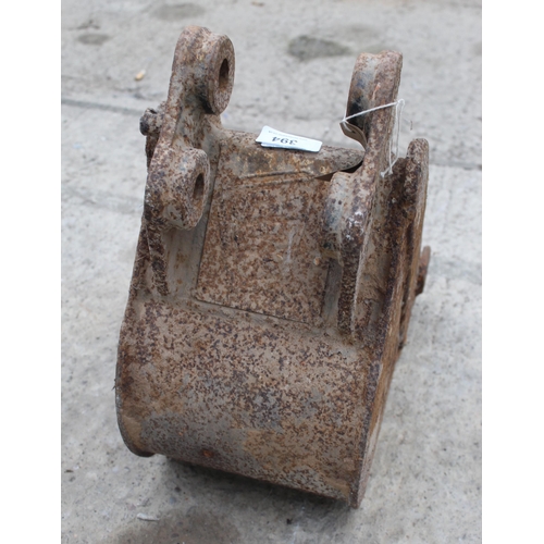 394 - MINI DIGGER BUCKET  NO VAT