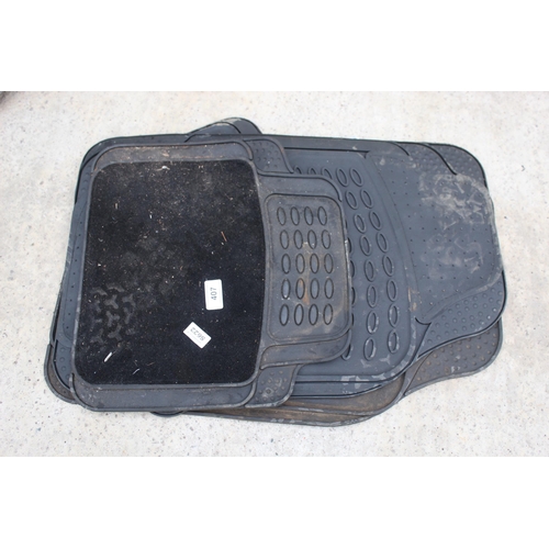 407 - 2 CAR MATS  NO VAT